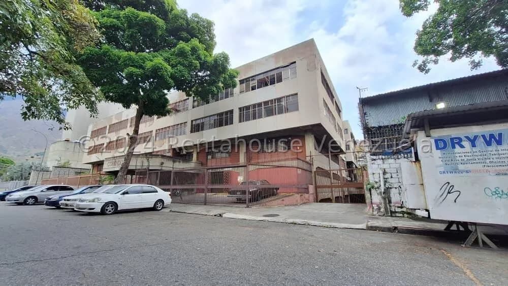 Comercial (Oficina) en Alquiler en La Urbina, Distrito Metropolitano