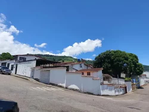 Xv, Vendo Casa Doble Propósito De 3 Niveles Con Gran Potencial Comercial Y Residencial En Obra Gris A 2 Cuadras De Av. 19 Abril-residencias La O Colinas De Antaraju Barrio Sucre