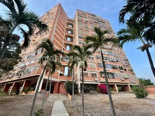 Dalia Cortez Rent-a-house, Trae Para Ti, Hermoso Apartamento Amoblado, Al Este De La Ciudad, Conectado A Planta Eléctrica, Cocina Moderna, Piso Bajo