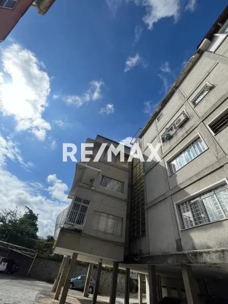 APARTAMENTO EN VENTA LOS NARANJOS DE LAS MERCEDES