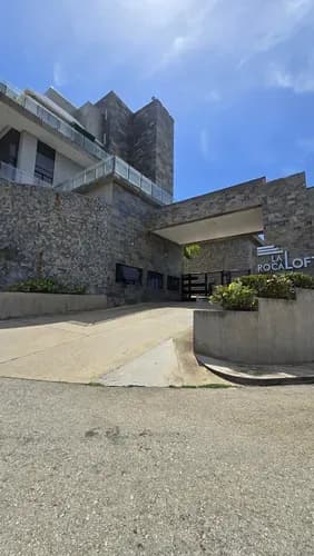 La Roca Loft. Apartamento Venta A Estrenar, Obra Blanca, Pisos En Pizarra, Closets, Baños. Vista Al Mar.