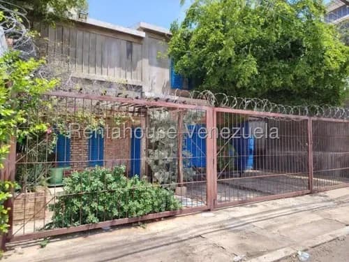 Dg. Casa En Venta Con Potencial Comercial Y Residencial Excelente Ubicación En Las Mercedes Maracaibo