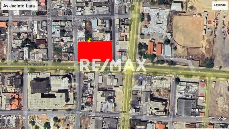 Terreno en venta, Av Jacinto Lara.