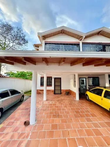 Casa En Venta En El Portal De Las Acacias Ms