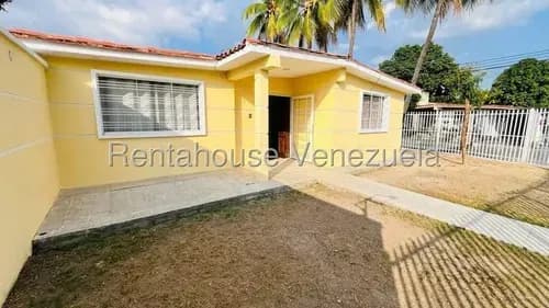Impecable Casa En Venta En Urb. Fundación Mendoza, Maracay (jbra Cod. 26-13215)