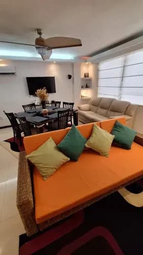 Carolina Romero Vende Town House Res. Los Aleros, Colinas De Guataparo, Valencia Elth-051. Sólo Clientes