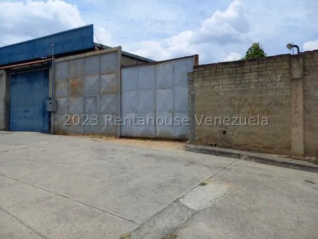 Comercial (Galpon - Deposito) en Venta en El Ingenio, Miranda