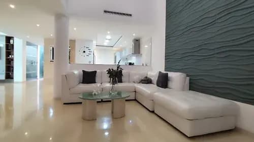Exclusiva Y Amplia Casa Quinta Moderna Con Una Ubicación Privilegiada - Teamhouse+