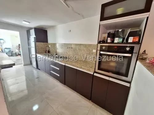 Lcda. Milagros Carrasquel Casa Alquiler Barquisimeto Lara Zona Norte Yucatan Economica Residencial Economico Código Inmobiliaria Rent-a-house 26-18178