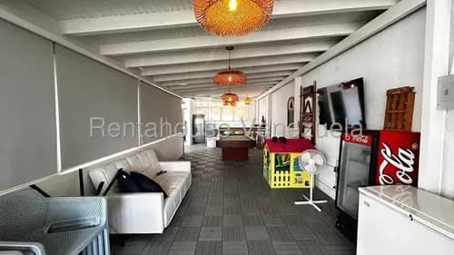 Tg Excelente Casa En Venta En La California Norte Dividida En Dos Apartamentos Independientes. 26-9543 Ys