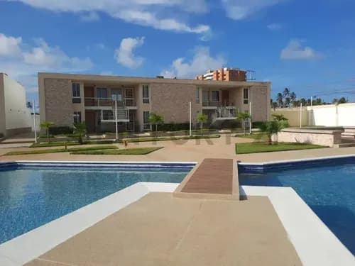 Apartamento De Playa E Venta, Tucacas Falcon (c21 Inmobiliaria A1) Gloricarmen