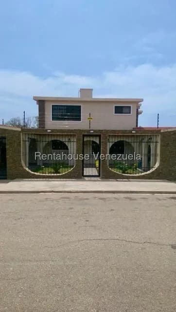 Townhouse (1 Nivel) en Venta en Porlamar, Nueva Esparta