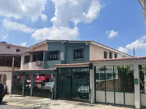 Mml Casa De 2 Niveles, En Venta Urb Prebo, Para Remodelar Y Actualizar, 115.000$ Clientes Directos !!!!