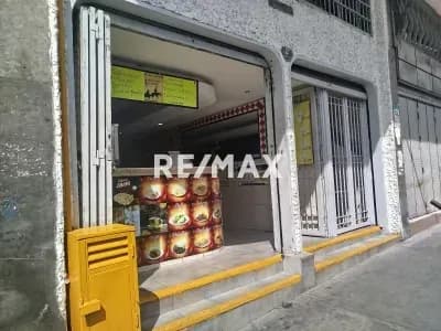 AMPLIO LOCAL A PIE DE CALLE EN ALQUILER EN ALTAGRACIA