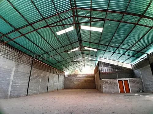 Galpon En Venta En Las Tejerias Zona Industrial 24-20517 Irrr