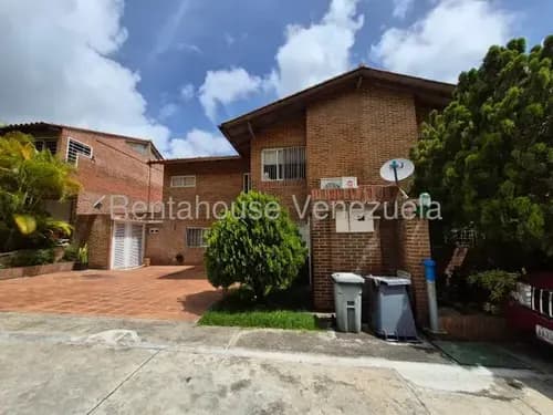 Rah Chacao Vende Townhouse Loma Linda 26-8078