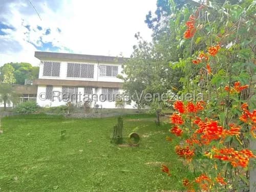 Agp Terreno En Venta En Valle Arriba, De 4417 Mt2 Con Una Construcción 24-18904
