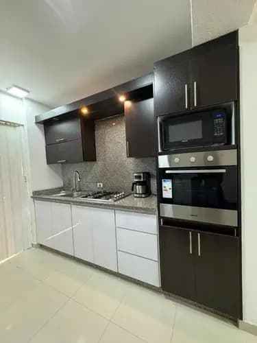 Yasmin Roa Vende Apartamento Amoblado Con Planta 100% En Los Mangos, Alameda Cod 326264