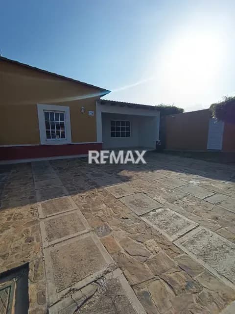 Casa Villas Los Frailes Altos de Maneiro