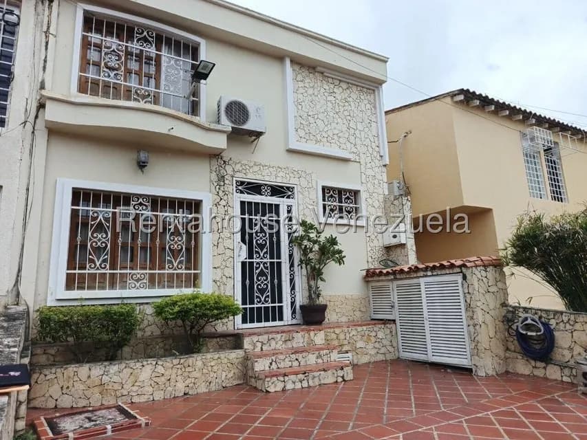 Casa (1 Nivel) en Alquiler en La Mora, Lara