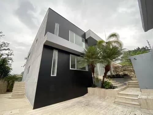 Exclusiva Casa, Una Obra Maestra Ubicada En Urb. El Castañoedo. Aragua Con Acabados De Primera Y Diseño Moderno Te Está Esperando. (ke)