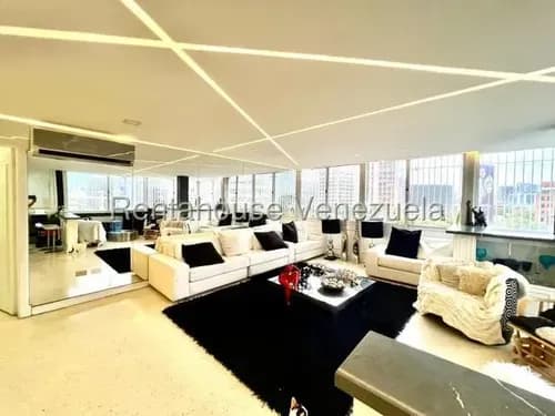Bello Apartamento De 163 M2 Se Encuentra En Las Mercedes, La Zona Más Cotizada Y Buscada De Caracas