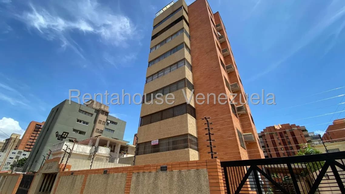 Apartamento (1 Nivel) en Venta en La Lago, Zulia