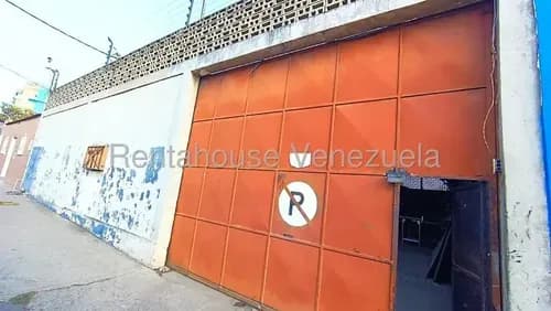 Galpon En Venta Av Libertador Ubicado En Barqusimeto, Codigo 2 5 1 8 0 5 9, Mildred, Galpon Baños, Oficinas, Deposito, Mezzanina, Área De 417 Metros2, Portón Con Reja De Seguridad
