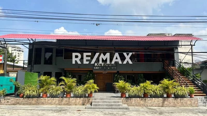 Casa Comercial en Venta Av Monseñor Adams El Viñedo Local Conocido Antiguo Auyama Café