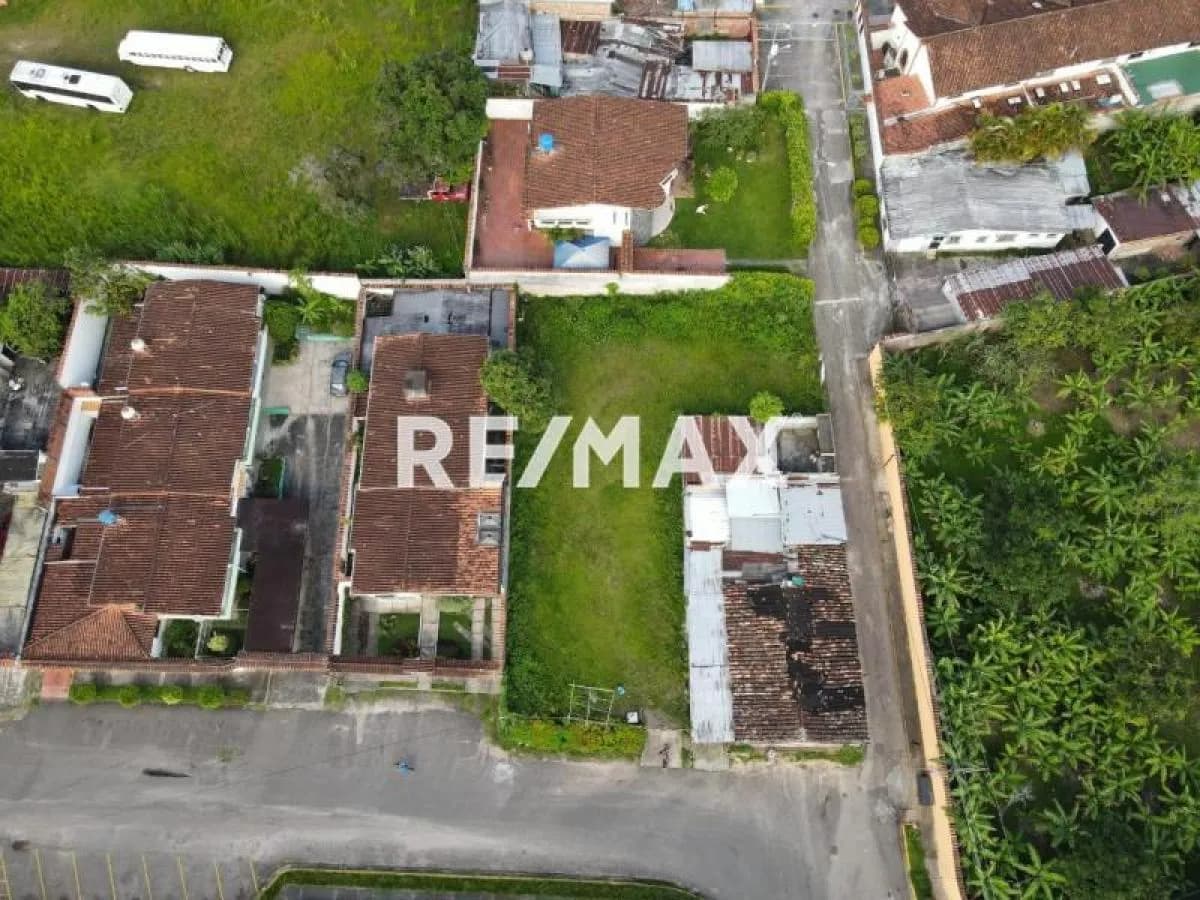 TERRENO UBICADO EN PUEBLO NUEVO