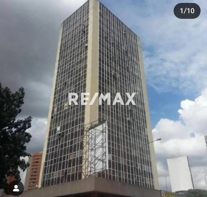ALQUILER DE OFICINA TORRE EXTERIOR AV BOLIVAR NORTE