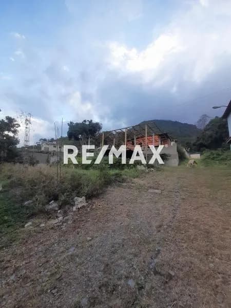 EN VENTA TERRENO UBICADO EN EL HATICO