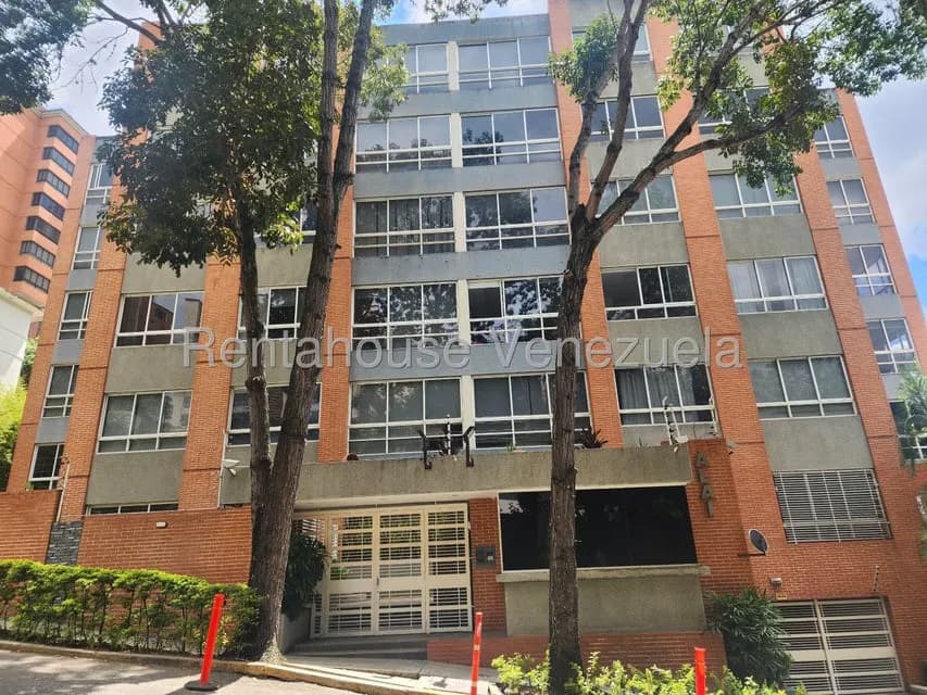 Apartamento (1 Nivel) en Alquiler en Lomas de Las Mercedes, Distrito Metropolitano