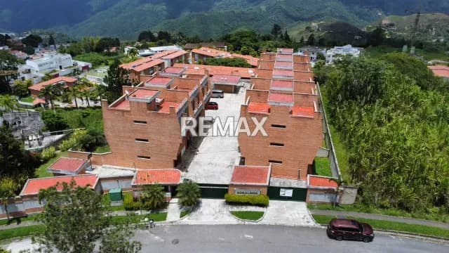 TownHouse en venta en Loma Linda