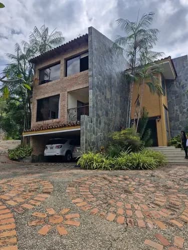 Angelica Rivas Vende Hermosa Casa En Urbanización Hato Royal, Urbanización Guataparo, Valencia Vzla