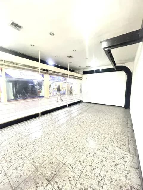LOCAL COMERCIAL EN VENTA CC PARQUE ARAGUA