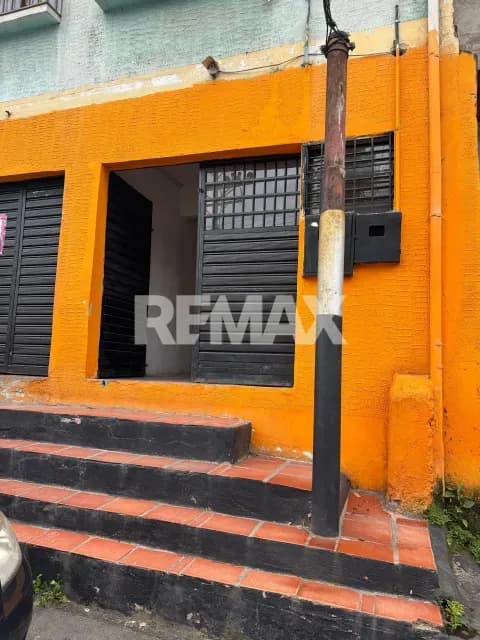 SE ALQUILA LOCAL COMERCIAL EN RIBERAS DEL TORBES