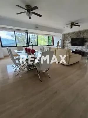 CONFORTABLE APARTAMENTO EN VENTA