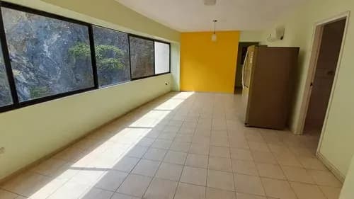 Amplio Apartamento En Las Chimeneas Con Doble Anillo De Seguridad Planta Y Pozo