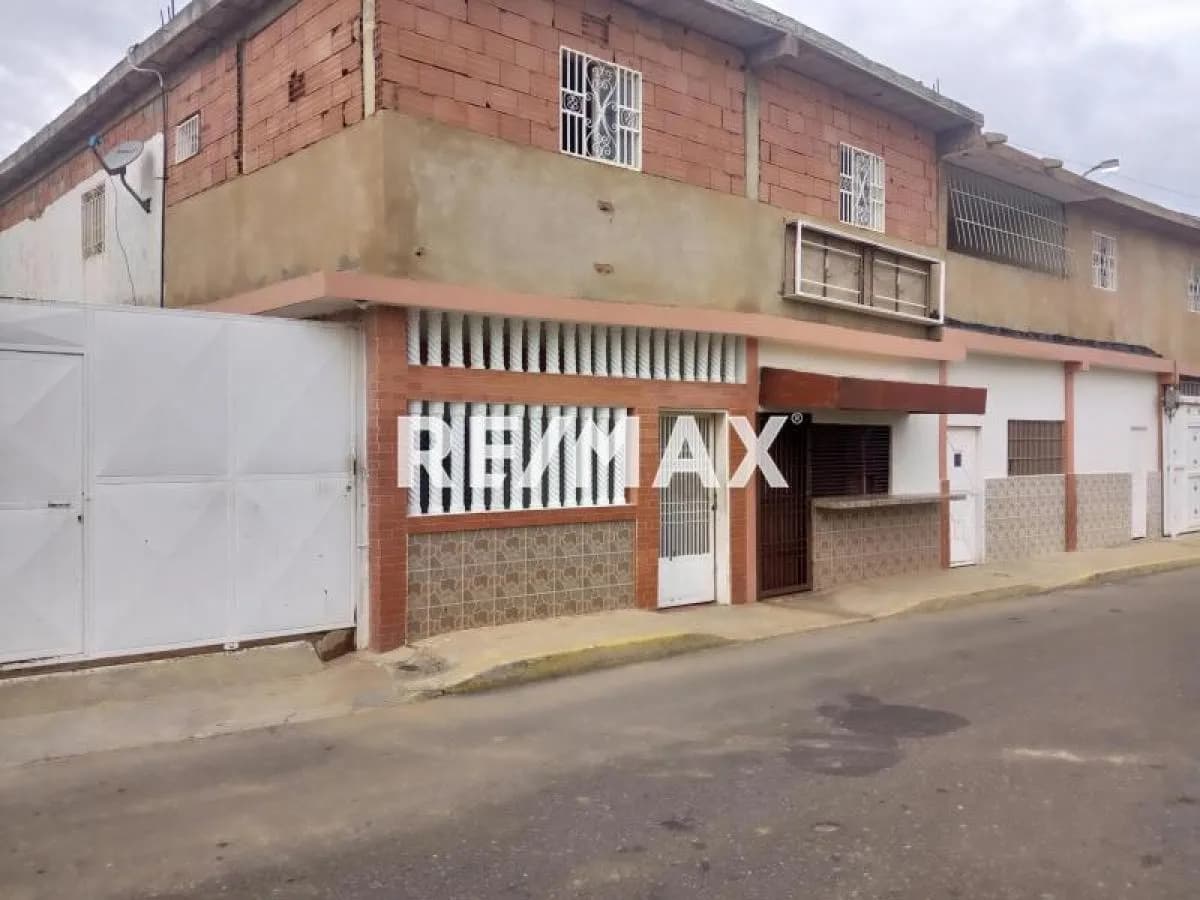 Casa con potencial comercial en venta en el Sector Bicentenario Sur, San Francisco