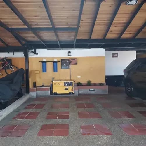 Lorena Inojosa Vende Town House Lemth-202 En Cumbres De Montes Alegre, Tazajal, Naguanagua. **clientes Directos**