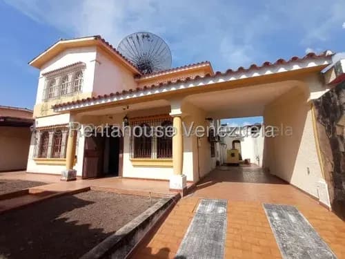 Casa En Venta En Prebo 2 Valencia Lr Carabobo Amplios Espacios Funcionales Ideal Para Familias Grandes. Solo Clientes Directos