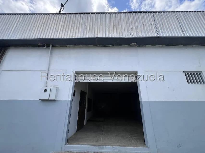 Comercial (Local Comercial) en Alquiler en Centro, Aragua