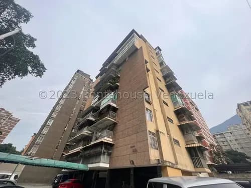 Bello E Iluminado Apartamento En Venta, Ubicado En Los Palos Grandes!! Contáctame: Edith Chacón