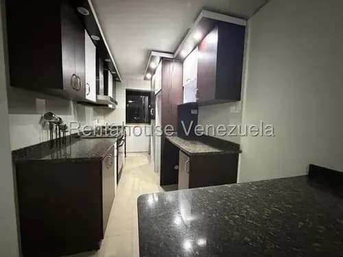 Apartamento En Venta Caricuao 26-21967