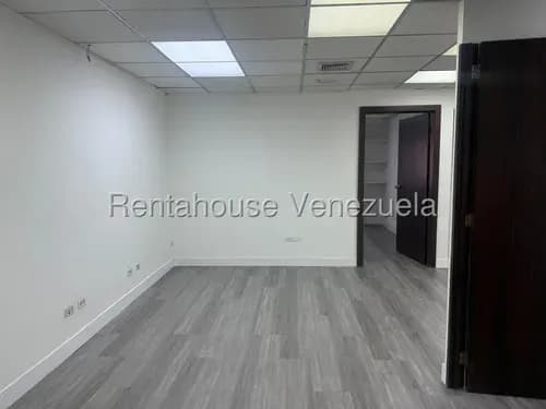 Oficina En Alquiler Urb. Chacao. 26-16061 Neyla Cedeño