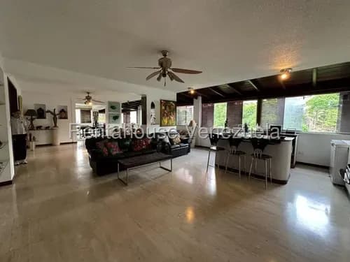 Nc Apartamento En Venta En Santa Ines Con Tres Áreas De Terraza En Residencia Privada 26-20607