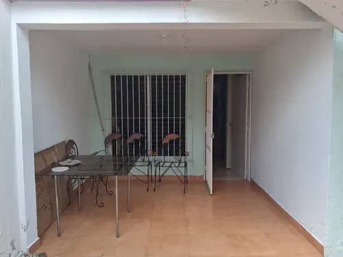 Casa En Venta En San Diego Urb Monteserino Gz
