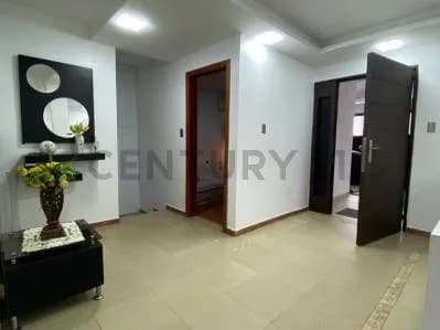 Casa en venta - $180k