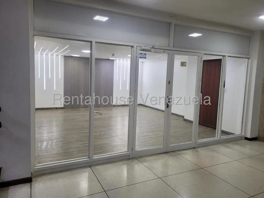 Comercial (Oficina) en Alquiler en Los Ruices, Distrito Metropolitano